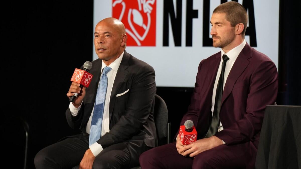 NFLPA controversy: Why fans should care about leadership changes, what they could mean for NFL moving forward NFLPA controversy: Why fans should care about leadership changes, what they could mean for NFL moving forward