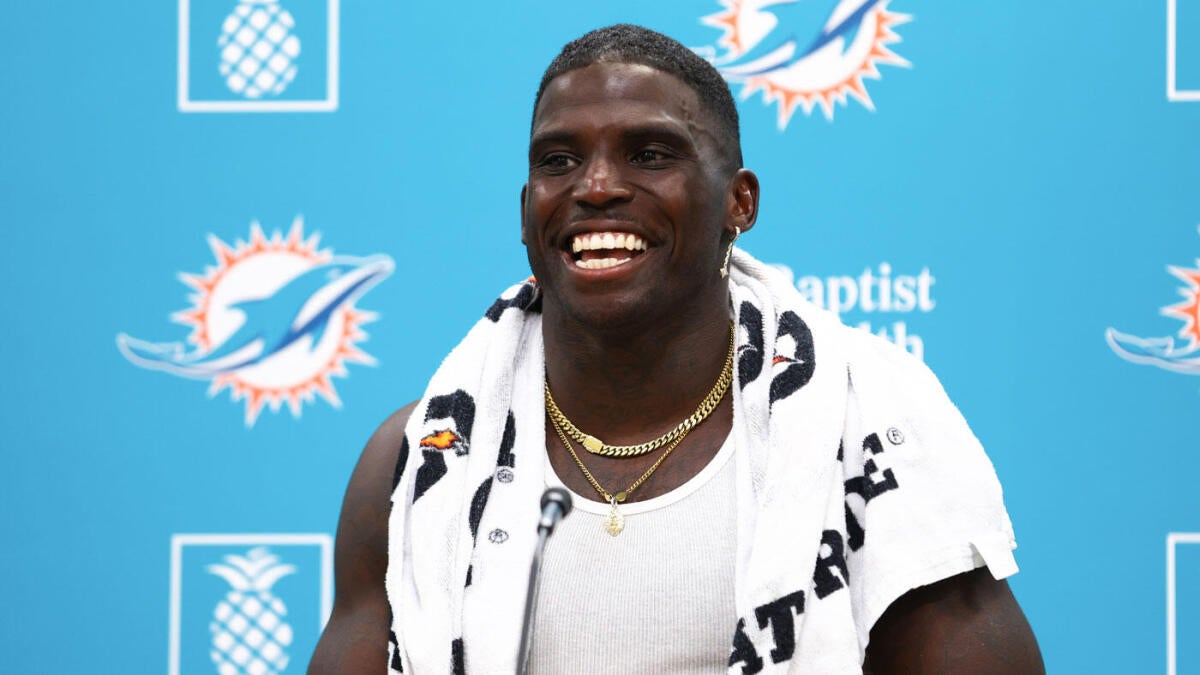 Dolphins' Tyreek Hill reveals who his son's favorite player is, and it's not him Dolphins' Tyreek Hill reveals who his son's favorite player is, and it's not him