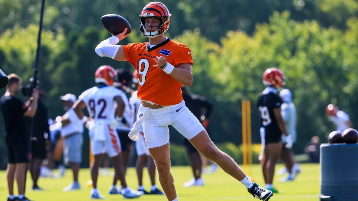 Bengals training camp surprise: Defense outshines Joe Burrow on Day 1 after getting valuable feedback from QB Bengals training camp surprise: Defense outshines Joe Burrow on Day 1 after getting valuable feedback from QB