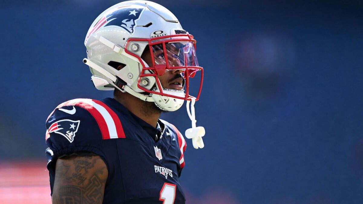 Patriots Day 2 training camp takeaways: Second-year WR continues to be MIA, further risking roster spot Patriots Day 2 training camp takeaways: Second-year WR continues to be MIA, further risking roster spot