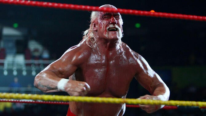 hulk-hogan-bloody.jpg
