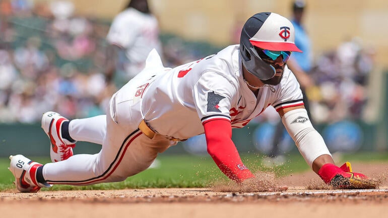 getty-willi-castro-twins.jpg