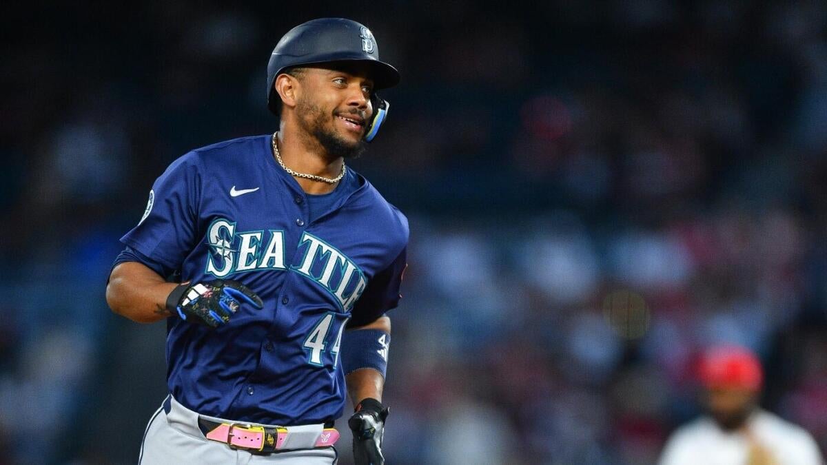 https://sportshub.cbsistatic.com/i/r/2025/07/26/cf98b6bc-79dc-4548-aeea-09ec528a320c/thumbnail/1200x675/02c9c07b3fc667885dd52973373de805/julio-rodriguez-seattle-mariners-getty-images.jpg
