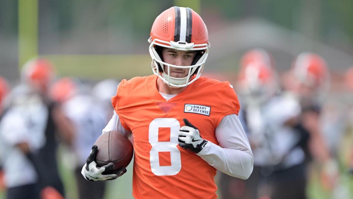 Kenny Pickett injury: How does this affect Browns QB competition, Shedeur Sanders' chances of making team? Kenny Pickett injury: How does this affect Browns QB competition, Shedeur Sanders' chances of making team?