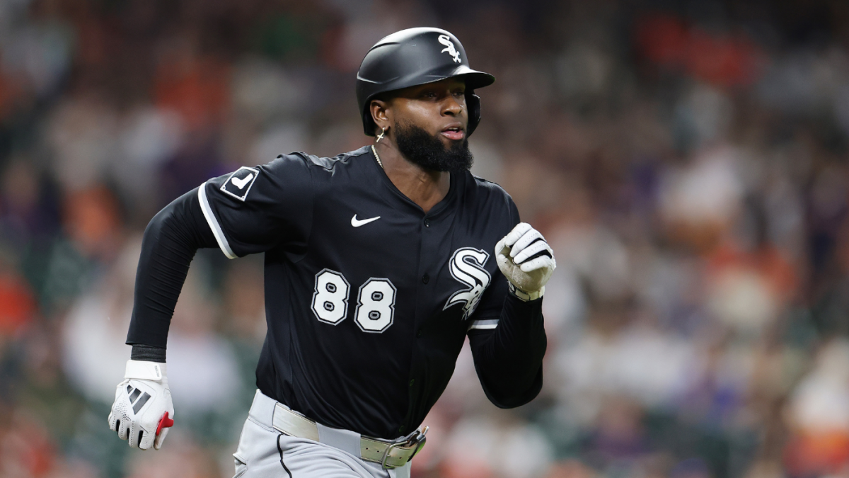 Mets acquire Luis Robert Jr.: White Sox outfielder traded to New York club hoping to turn back the clock
