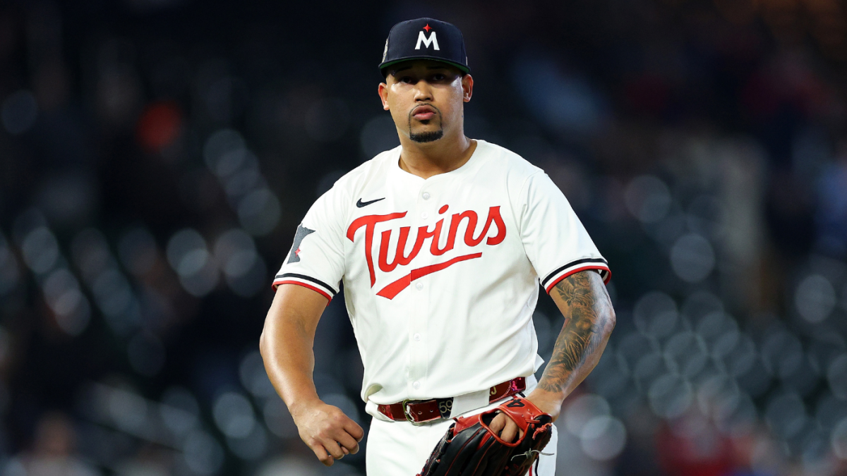 MLBトレードトラッカー：ヤンキース、メッツ、その他の候補者がアップグレードを構成するため、2025年の締め切りにすべての動きに従ってください