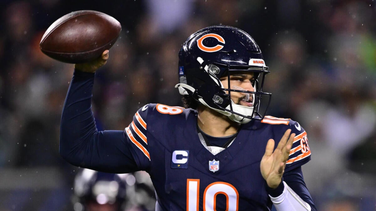 https://sportshub.cbsistatic.com/i/r/2025/07/30/82774163-992c-4ac9-a137-7b4922212a9d/thumbnail/1200x675/63e49f1bfe1150c23f25f1a1ad18d3a6/caleb-williams.jpg
