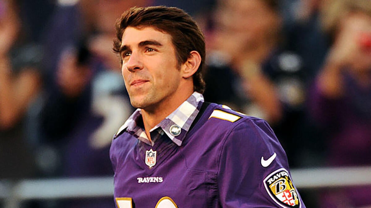 WATCH Michael Phelps agrees to teach Ravens how to swim after Marlon(02)