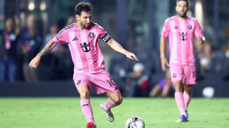 Lionel-Messi-Jordi-Alba-Miami-getty-cbs.jpg