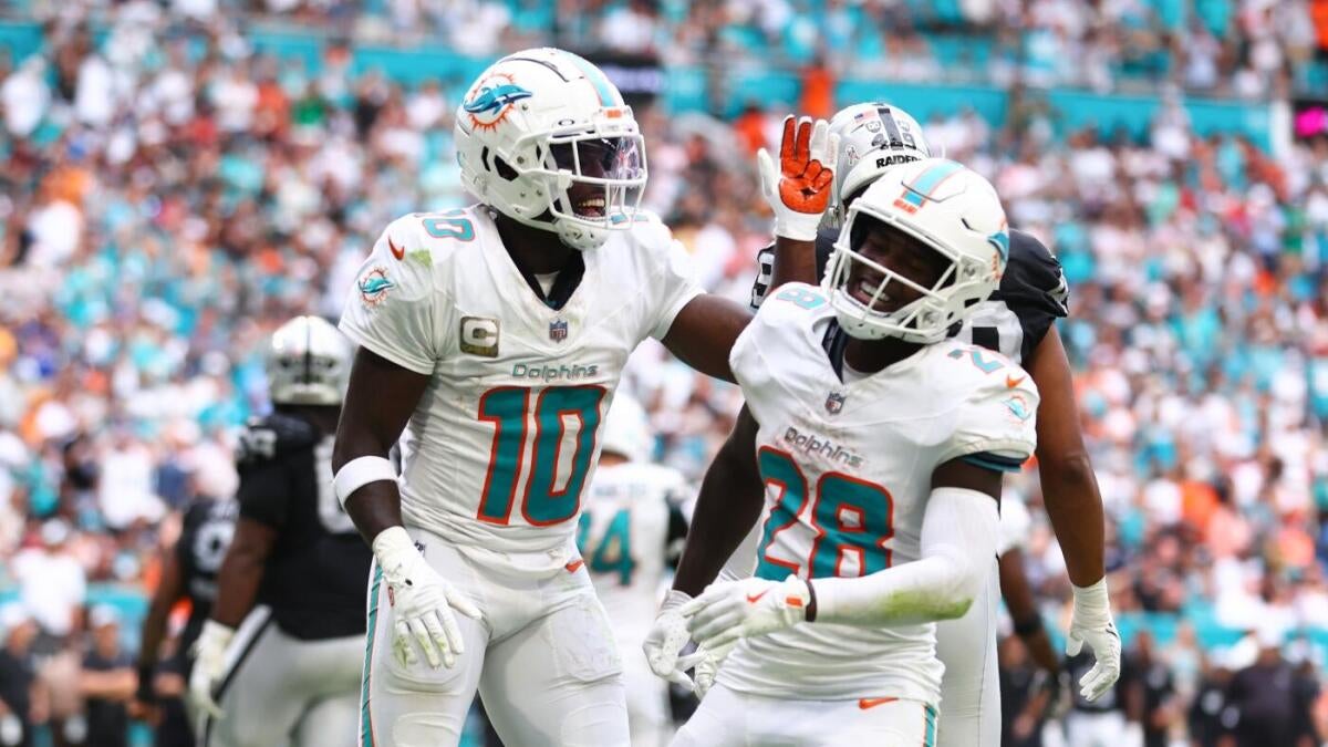 https://sportshub.cbsistatic.com/i/r/2025/08/01/e0895eb1-2f9d-4ea8-895a-680173b98d48/thumbnail/1200x675/f3fac8932a2513dbb899c2896261ffbf/tyreek-achane.jpg
