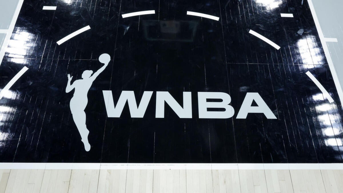 https://sportshub.cbsistatic.com/i/r/2025/08/02/561307fe-af2a-4d61-977a-142d51024a82/thumbnail/1200x675/4105b67ed760a0f60e0b37a255c2997d/gettyimages-2153599714-1.jpg