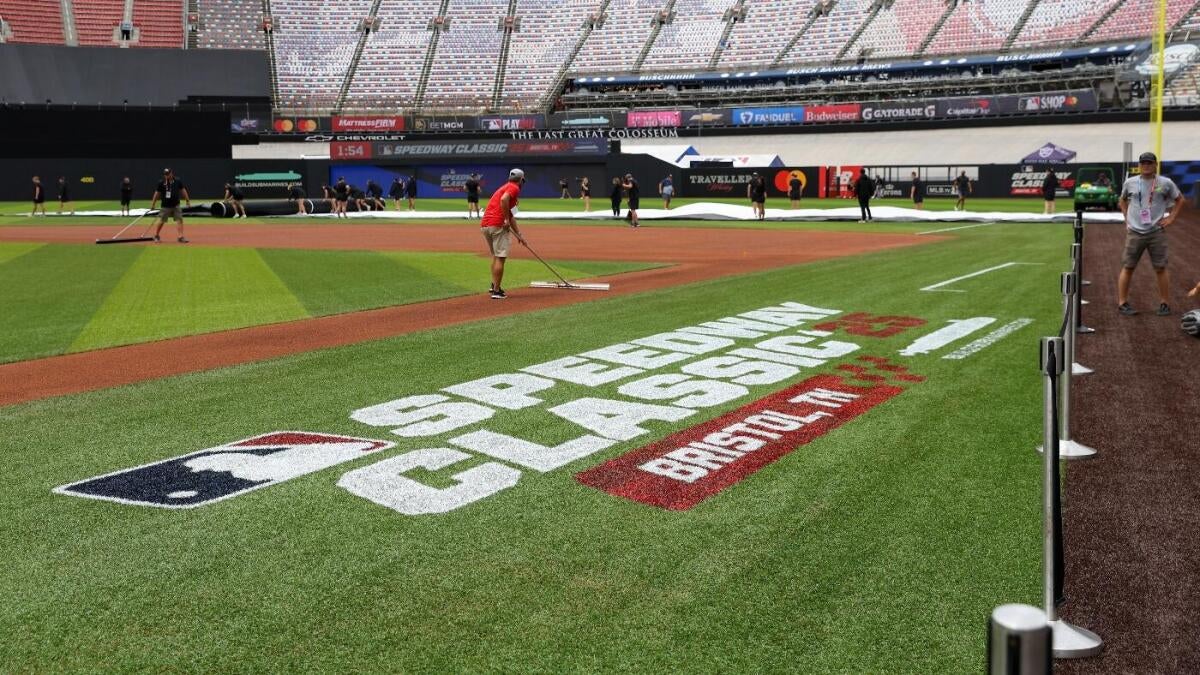 https://sportshub.cbsistatic.com/i/r/2025/08/02/75efb2a3-9603-4d7f-a643-b0100ab9547d/thumbnail/1200x675/7150c0c8e2040bb9fbfa9cabe6ed3d42/speedway-classic-imagn-images.jpg