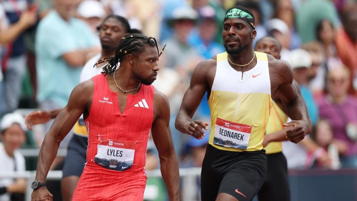 https://sportshub.cbsistatic.com/i/r/2025/08/03/e1932c5f-919e-4ed1-9fcd-7c22a7c40167/thumbnail/1200x675/2961b1a9090db24e72b7c7ea83075395/lyles-bednarek.jpg