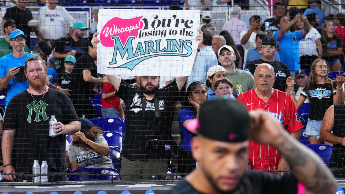 https://sportshub.cbsistatic.com/i/r/2025/08/05/06cb71e5-569e-4b9f-a4e5-f446ee01deb9/thumbnail/1200x675/dabd43f6a9b97c848e7b7dd2596995f4/marlins-getty.png
