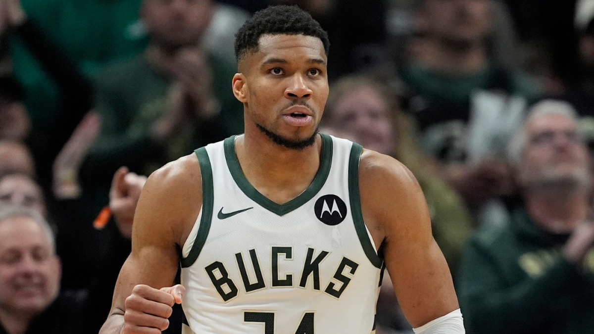 https://sportshub.cbsistatic.com/i/r/2025/08/05/93d7e448-fa77-4fbb-82d9-11f817f01070/thumbnail/1200x675/00a8d0850369c9e809878bbf9b569ee9/giannis-getty-25.png