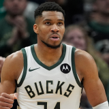 giannis-getty-25.png
