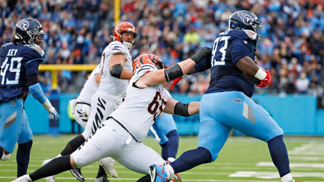 AFC South Preseason Players to Watch: Titans DR T'Vondre Sweat & SS Kevin  Winston Jr.