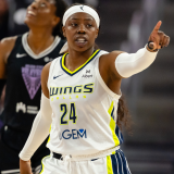 arike-ogunbowale-getty.png