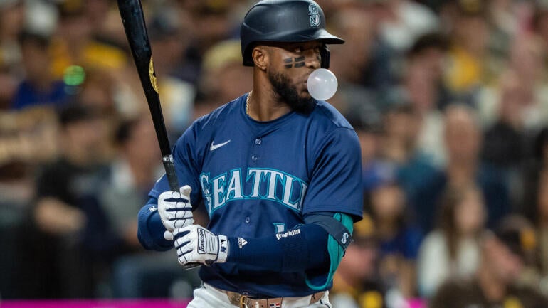 victor-robles.jpg