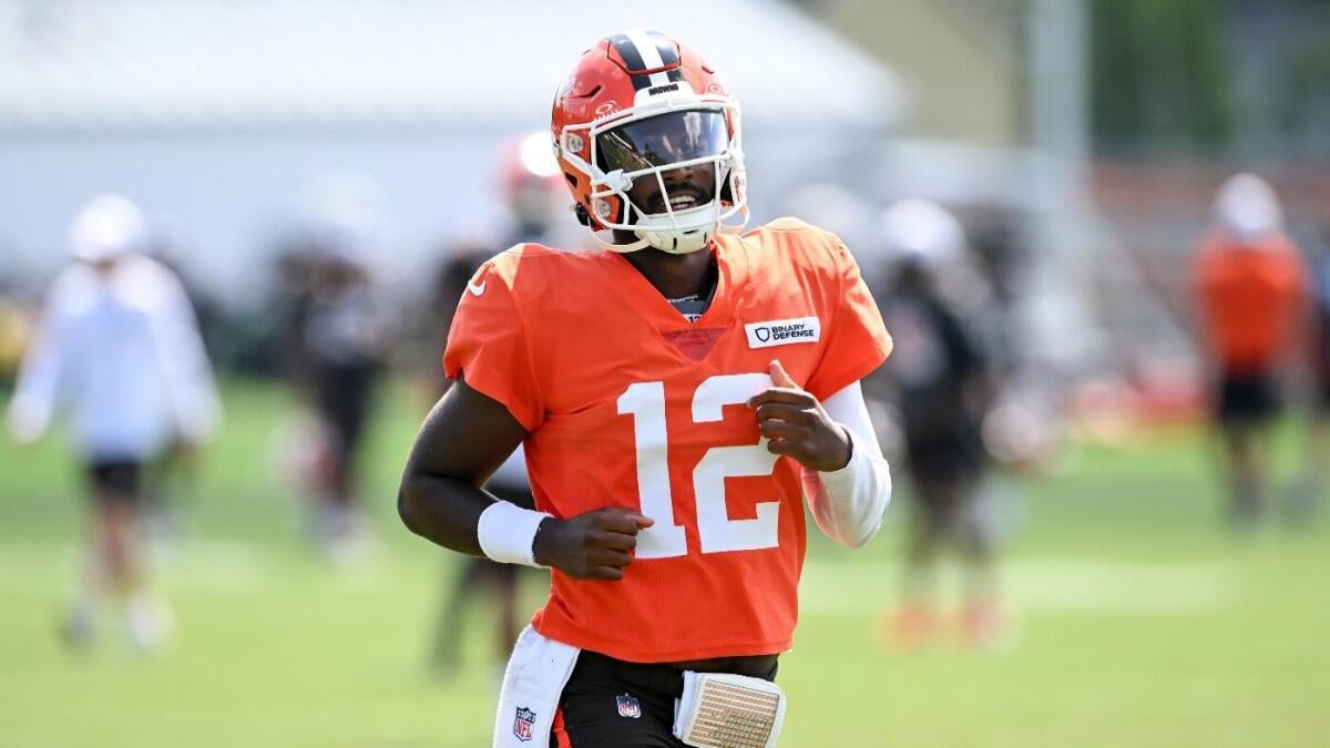 https://sportshub.cbsistatic.com/i/r/2025/08/08/7eaf6e8f-4446-46a6-90a0-115454deb3ca/thumbnail/1200x675/52c70cbe5c885a95e31ea530060d3685/shedeur-sanders-browns-getty-images.jpg