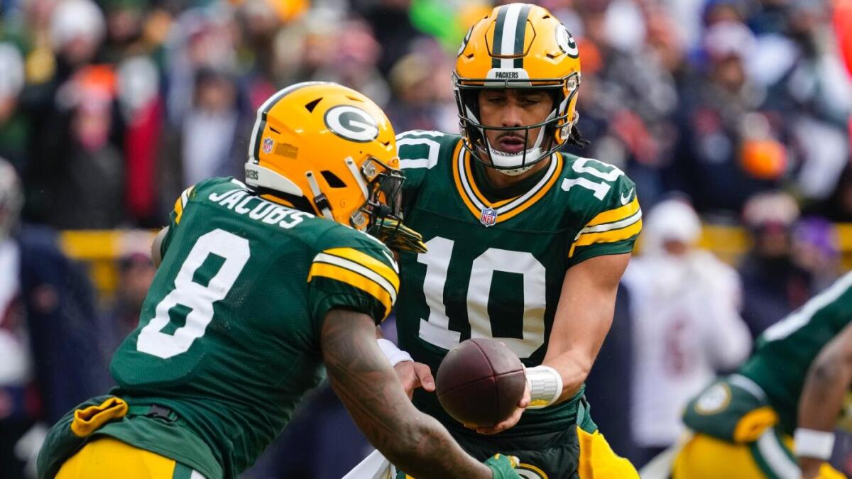 https://sportshub.cbsistatic.com/i/r/2025/08/09/0aabe060-2cd1-4fdf-aaa3-38410ebd7749/thumbnail/1200x675/6feac1d5a14e611333bc690314b41b50/jordan-love-cbs-5.jpg