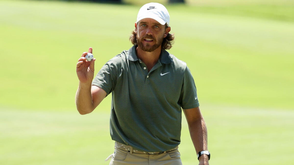 https://sportshub.cbsistatic.com/i/r/2025/08/09/2453188d-a915-40ad-84f5-5c4d906a20b0/thumbnail/1200x675/55a7186f1601edfb4682a5e2bf6f4bd7/tommy-fleetwood-st-jude-green-g.jpg