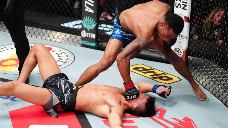 elijah-smith-ko.jpg