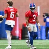 giants-qbs.jpg