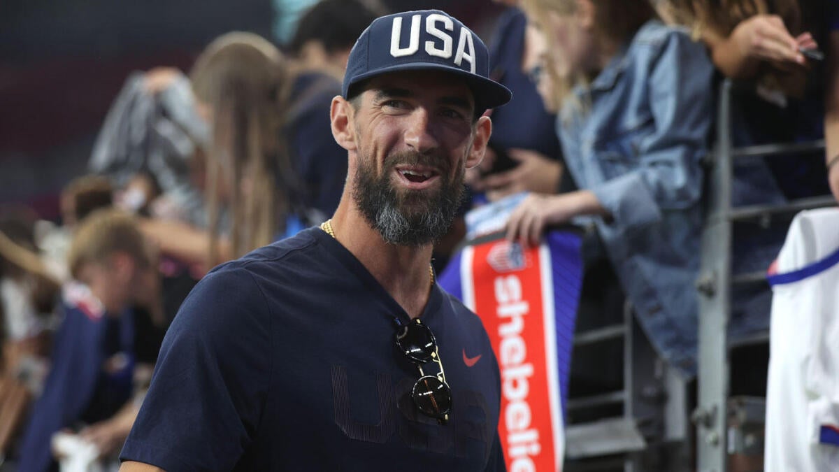 https://sportshub.cbsistatic.com/i/r/2025/08/12/58f710d9-493e-4d00-b521-d7574a43410a/thumbnail/1200x675/7e9e8f70d0b0b246dabcbbb9cbd4aed2/michael-phelps-hat.jpg