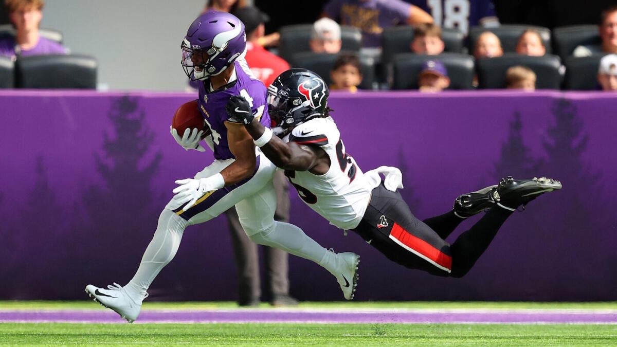 Rondale Moore injury: Vikings WR to miss second straight season after hurting knee in comeback attempt - CBSSports.com