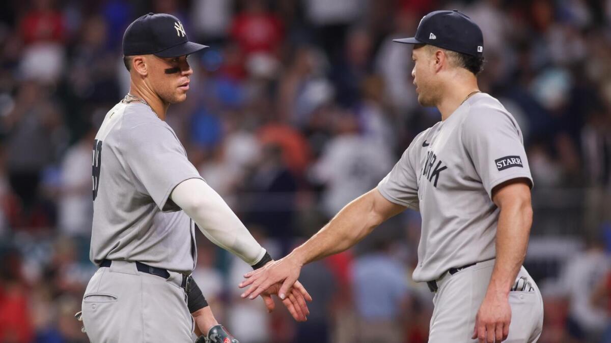 https://sportshub.cbsistatic.com/i/r/2025/08/13/253d2902-ca5c-4d63-9404-8e7d8b81f116/thumbnail/1200x675/f88b269e13df8aa86301d7c4e7a54eae/aaron-judge-giancarlo-stanton-imagn-images.jpg