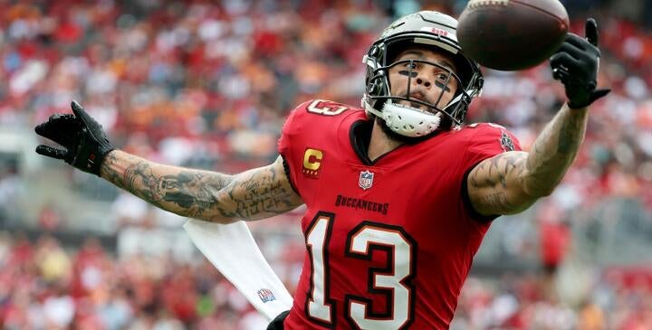 mike-evans-bucs.jpg