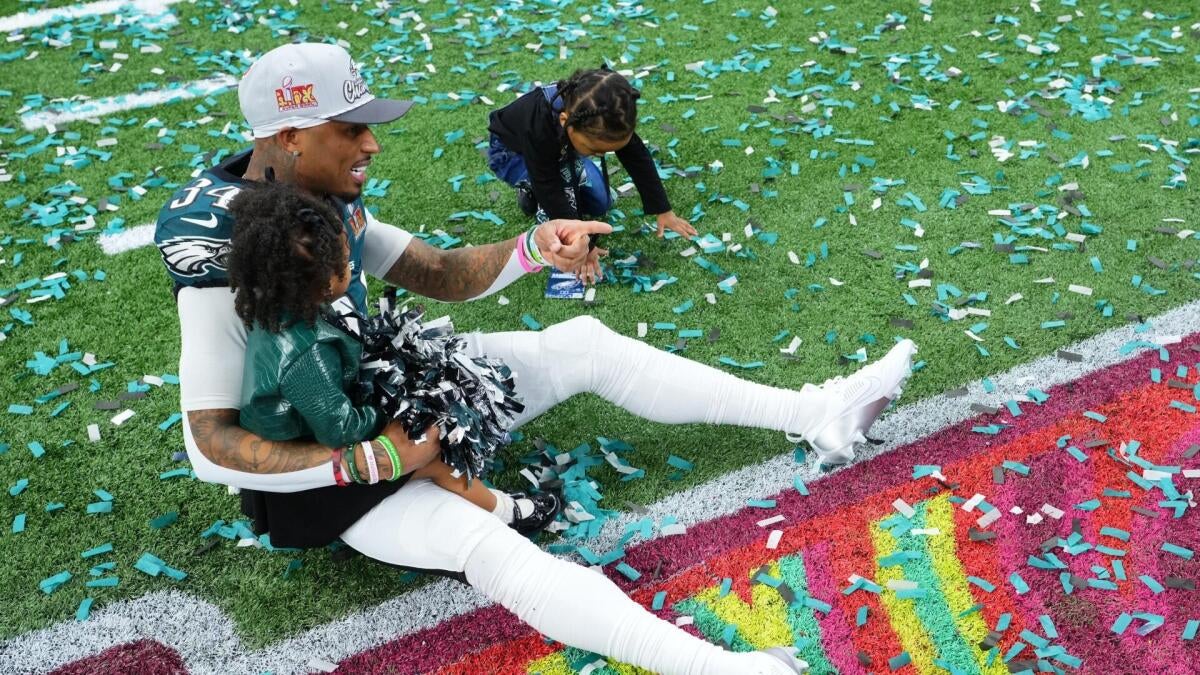 https://sportshub.cbsistatic.com/i/r/2025/08/14/d21e8b1e-b21f-409c-b51f-9574a9998c03/thumbnail/1200x675/83314dbed8348923c983895fddac0c84/isaiahrodgers.jpg