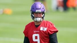 Vikings 'JJ McCarthy Zabs Ohio State Ruki ol Donvan Jackson의 견해는 Ness에 감사하는 것입니다.