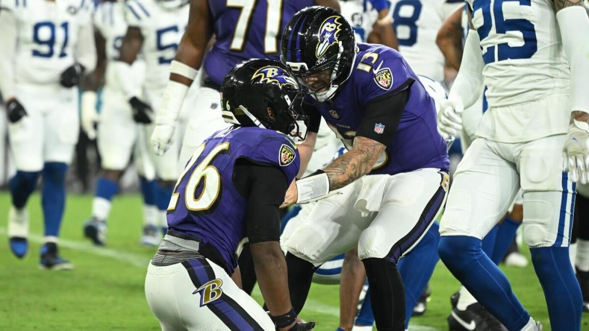 https://sportshub.cbsistatic.com/i/r/2025/08/16/85090841-cebe-44fe-a3ee-213942dbc789/thumbnail/1200x675/c249f22dcbf7ed130eaf218c33af2bcd/devin-leary-cbs.jpg