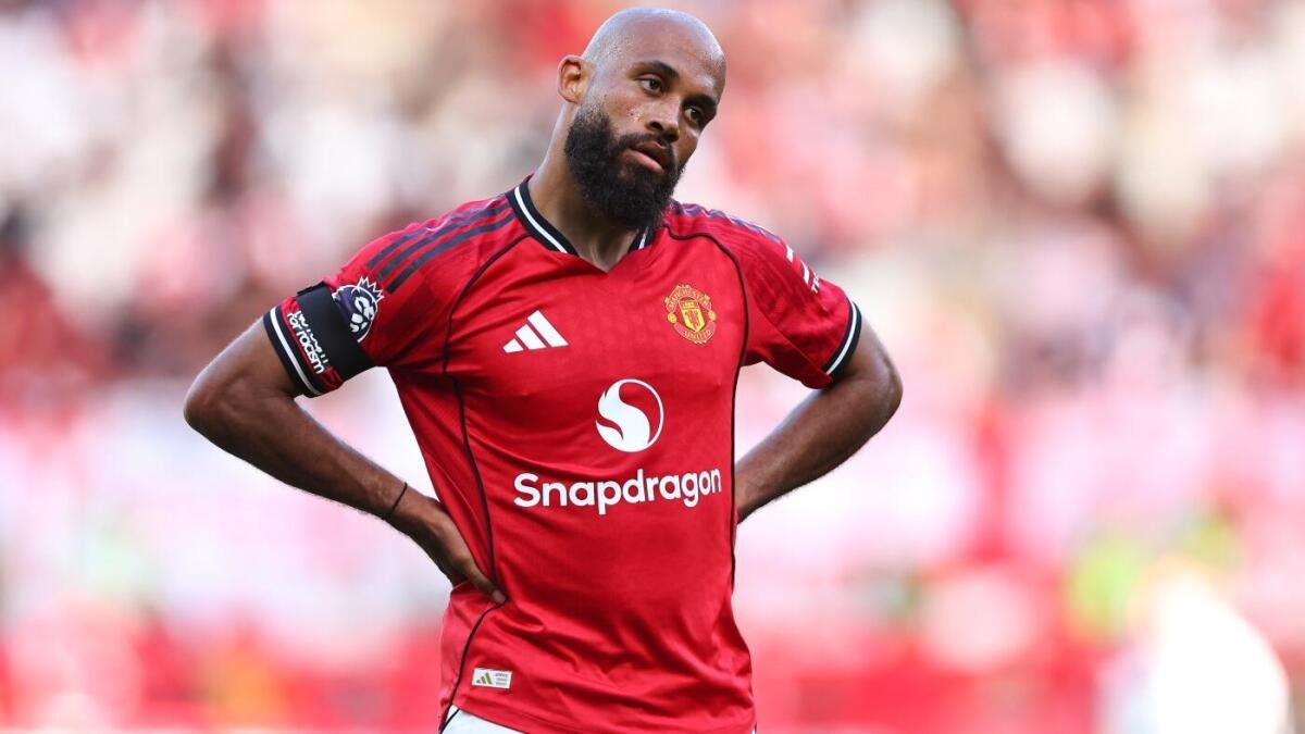 https://sportshub.cbsistatic.com/i/r/2025/08/17/79289dc3-9bbf-4962-ad8c-1e6945cb1820/thumbnail/1200x675/c191ae9dd2165bfed480b5ac2f95ab42/united-10.jpg