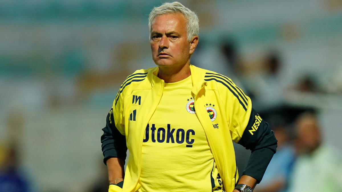 The blackmail bootydox