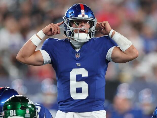 Giants vs. Chargers live updates: Score, analysis, highlights as rookie Jaxson Dart makes first start