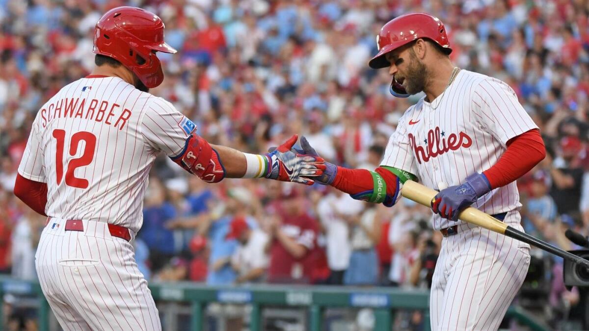 https://sportshub.cbsistatic.com/i/r/2025/08/22/390a234f-a310-4ec8-ac1d-598003ea76cd/thumbnail/1200x675/fe0c365a81ede734bd9b2b922d30201a/kyle-schwarber-cbs-2.jpg