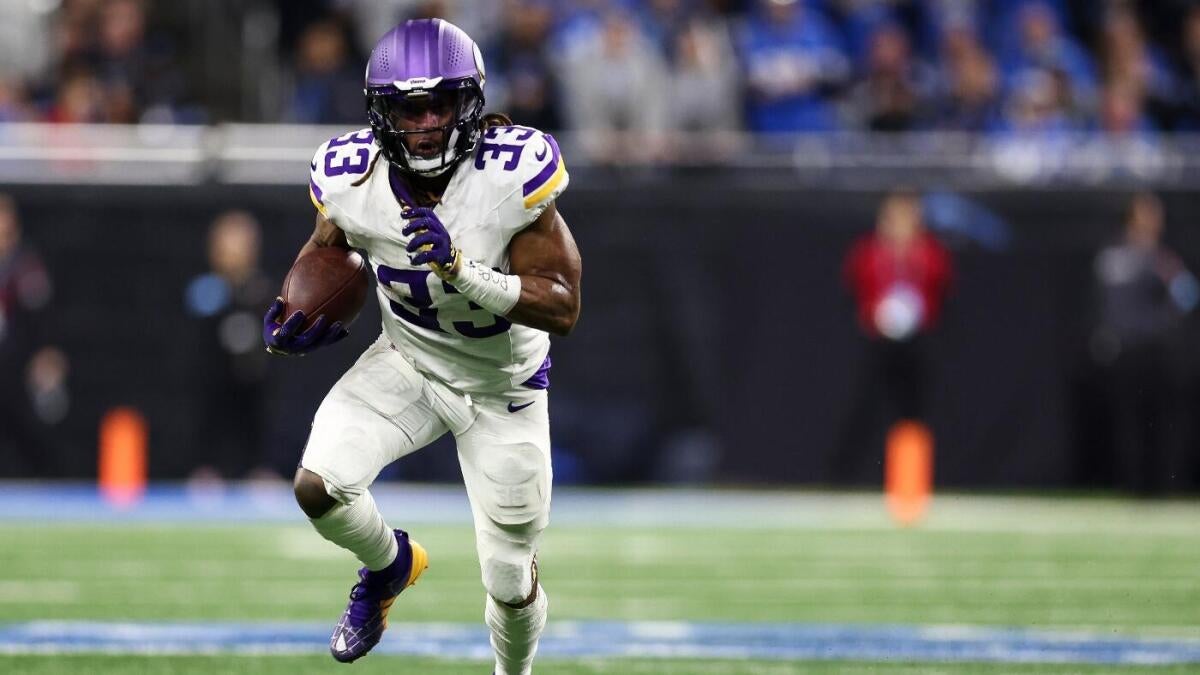 https://sportshub.cbsistatic.com/i/r/2025/08/22/7a95afb2-f7f2-4fa1-81ce-730c64c54917/thumbnail/1200x675/14d279ef6b74b4c49413dbbdd85b8239/aaron-jones-vikings-getty-images.jpg