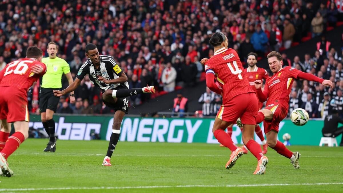 Newcastle vs. Liverpool dwell stream: The place to observe Premier League as Alexander Isak saga looms over match