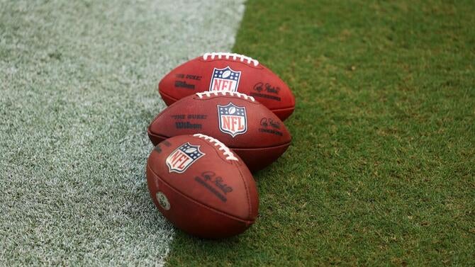 nfl-football.jpg