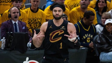 max-strus-cavs.jpg