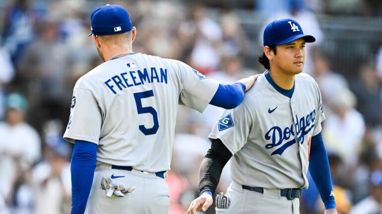 shohei-ohtani-freddie-freeman-dodgers-cbs-imagn.jpg