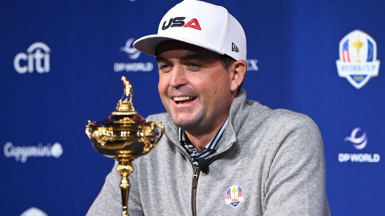 keegan-bradley-ryder-cup-trophy-press-g.jpg