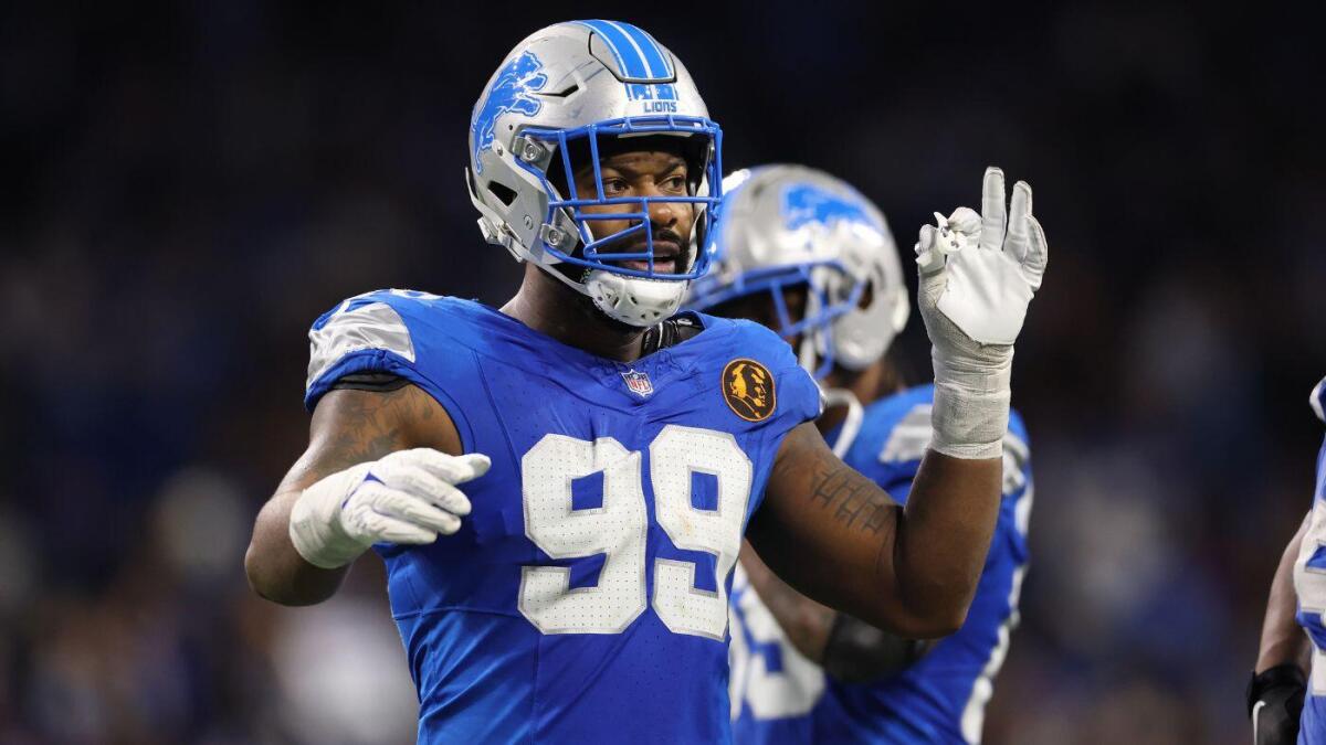 Lions GM Brad Holmes not ruling out re-signing Za'Darius Smith after March release: 'Anything's a possibility' - CBSSports.com