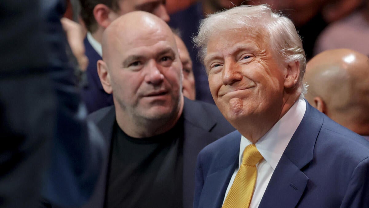 https://sportshub.cbsistatic.com/i/r/2025/08/29/04ca31e9-b792-4fac-9810-6b3063c7ecd7/thumbnail/1200x675/4c849c11c95c7da197c26eceddb01c9b/white-house-ufc-card-dana-white-us-president-donald-trump-mma-news-today-aug-29-2025.jpg