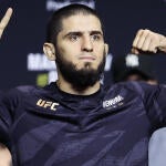 ufc-322-islam-makhachv-vs-jack-della-maddalena-mma-news-today-aug-28-2025-shevchenko-zhang-weili-valentina.jpg