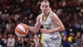 El novato Wnba Paige Bueckers trasladó su curry interior en el mensaje al ala: 'Encontraremos esto'
