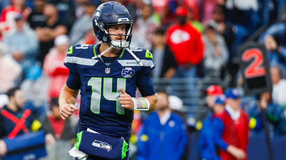2025 NFL division winner odds, picks: Can Seahawks crash the NFC West celebration? Packers hype practice gaining steam